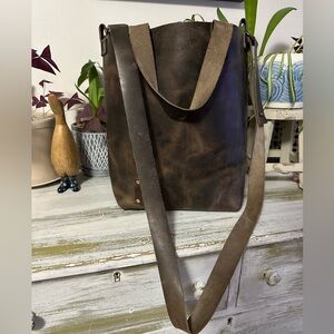 Bergamot & Amor Woodstock classic purse